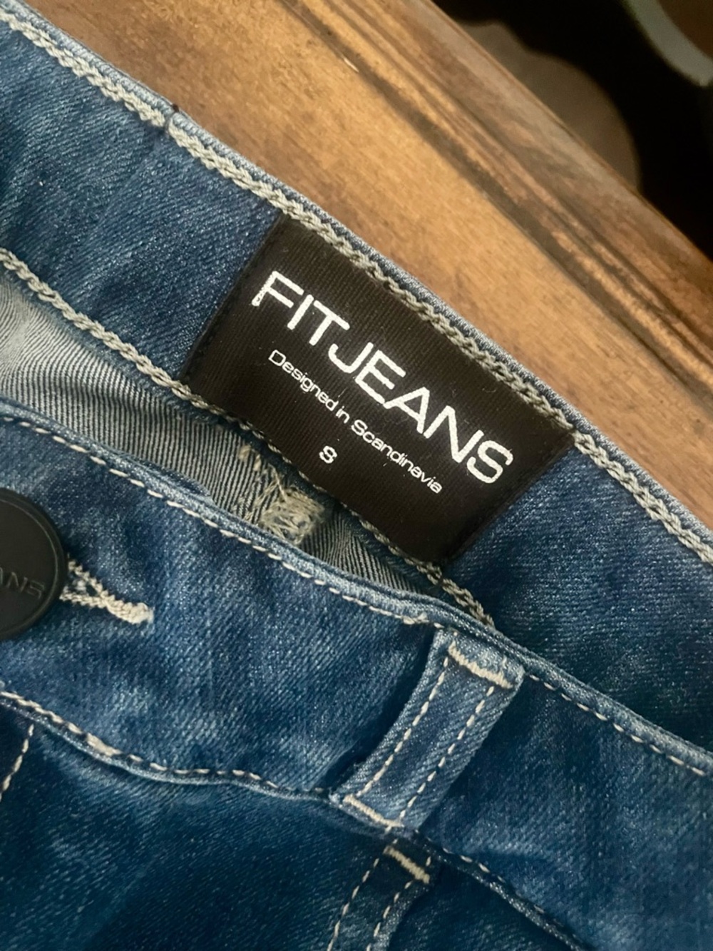 FITJEANS 360 High Waisted Jeans in Sapphire Blue, size small